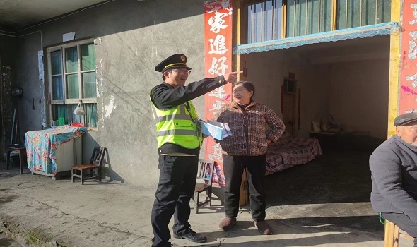 8进村镇.jpg