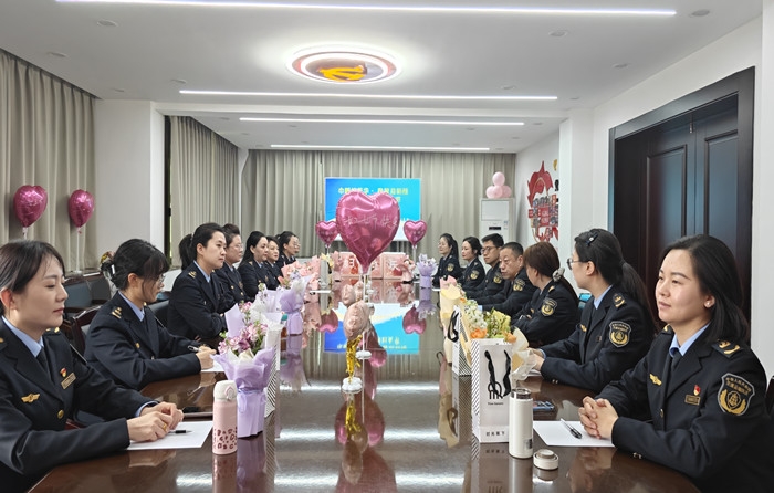 4f7e6fceeb615f357f4ca15a83dd996_副本.jpg